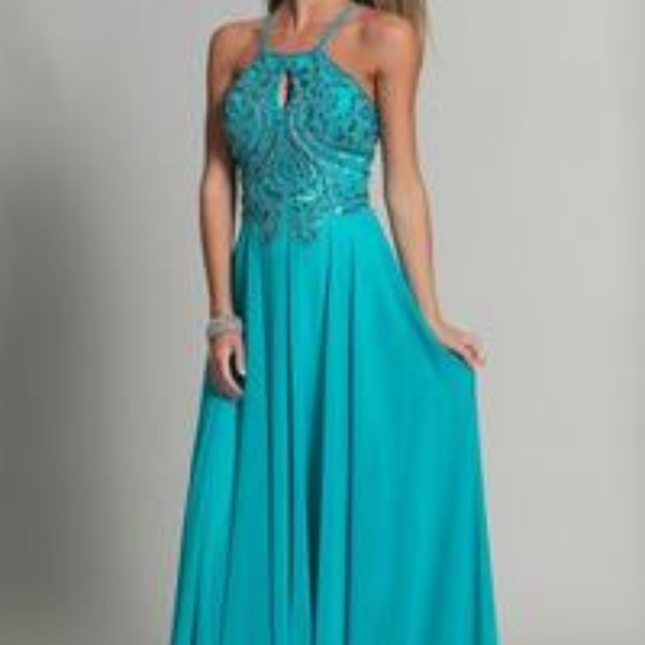 💲Sale💲💖Gorgeously Beaded Bodice w/Cutout Evening Gown💖 - Picture 3 of 6